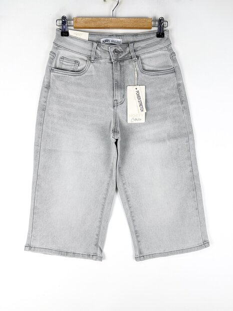 POWER STRETCH CAPRI JEANS GREY 